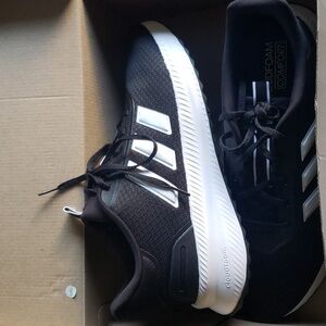 Adidas cloudfoam black and white mens running shoes size 12